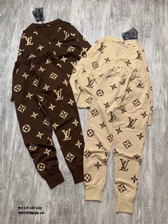 Bộ nữ LV cài cúc -ND