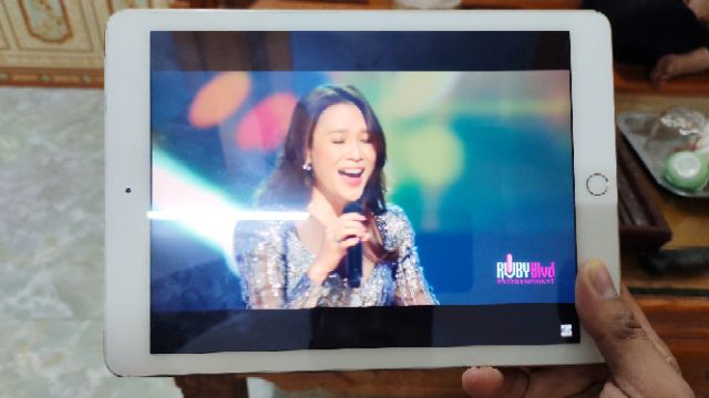 Ipad Air 2 32GB 4G máy đẹp pin tốt học Online và xem phim đẳng cấp. | BigBuy360 - bigbuy360.vn