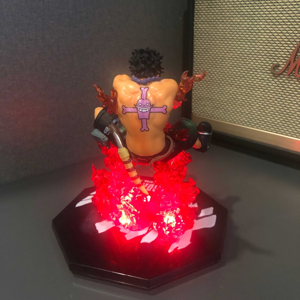 Figure / Mô hình Ace Chiến Đấu 15 cm có LED