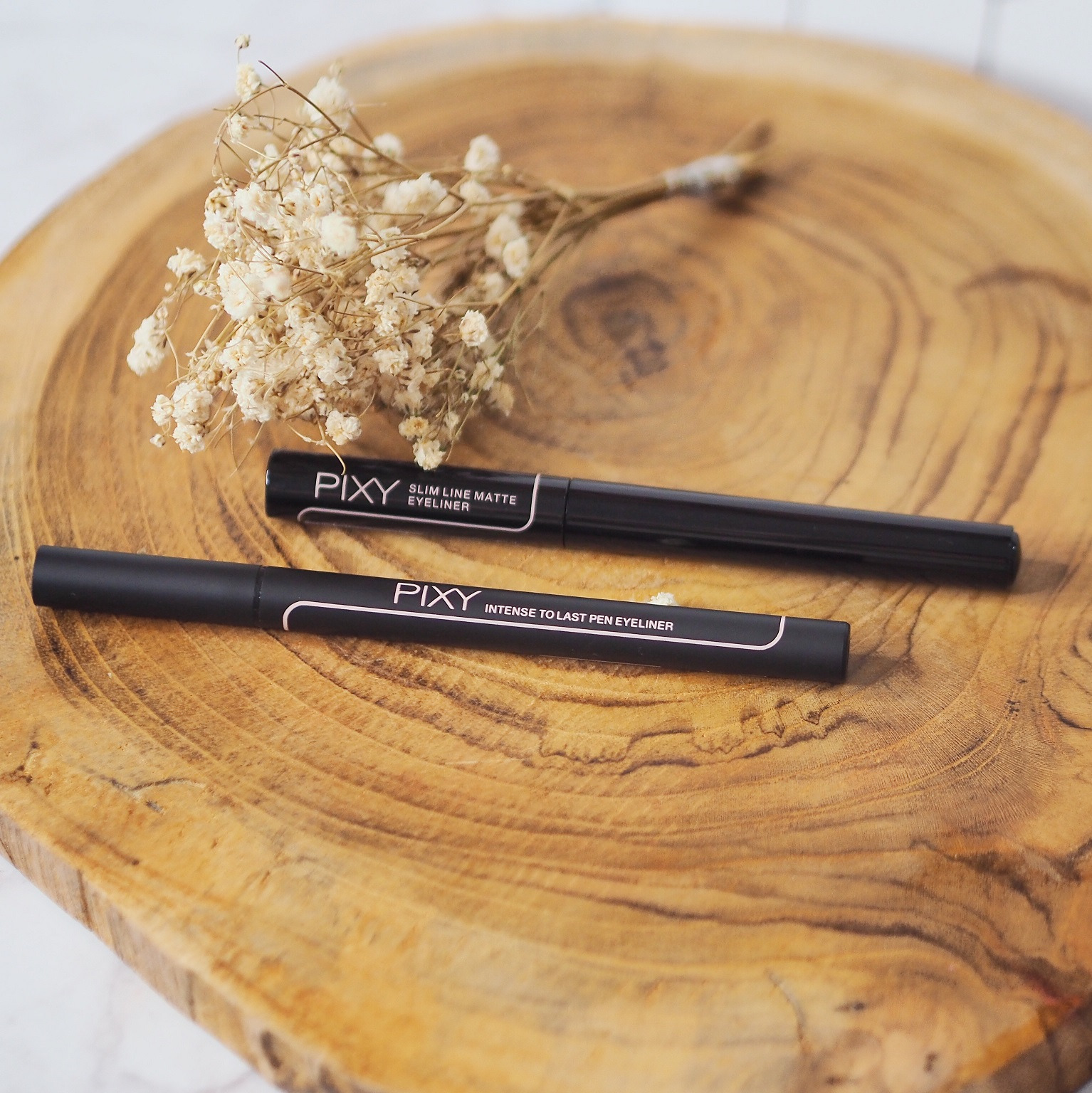 (Hàng Mới Về) Bút Kẻ Mắt Pixy Màu Lì Chính Hãng Chính Hãng