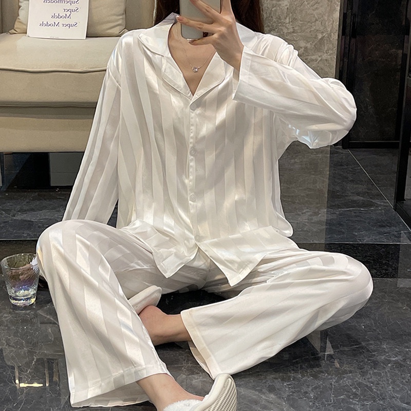 Bộ Đồ Ngủ Tay Dài Chất Lụa Satin Họa Tiết Kẻ Sọc Thời Trang Hàn Quốc Xinh Xắn Cho Nữ