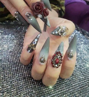 đá nail hình con ong