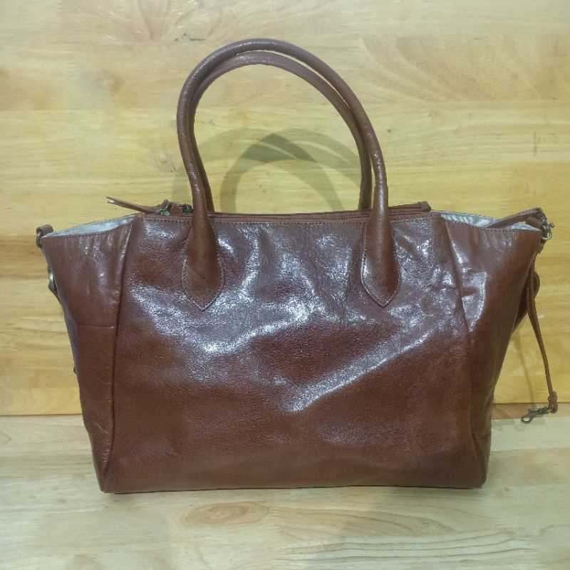Túi xách công sở size a4 da thật secondhand  140318