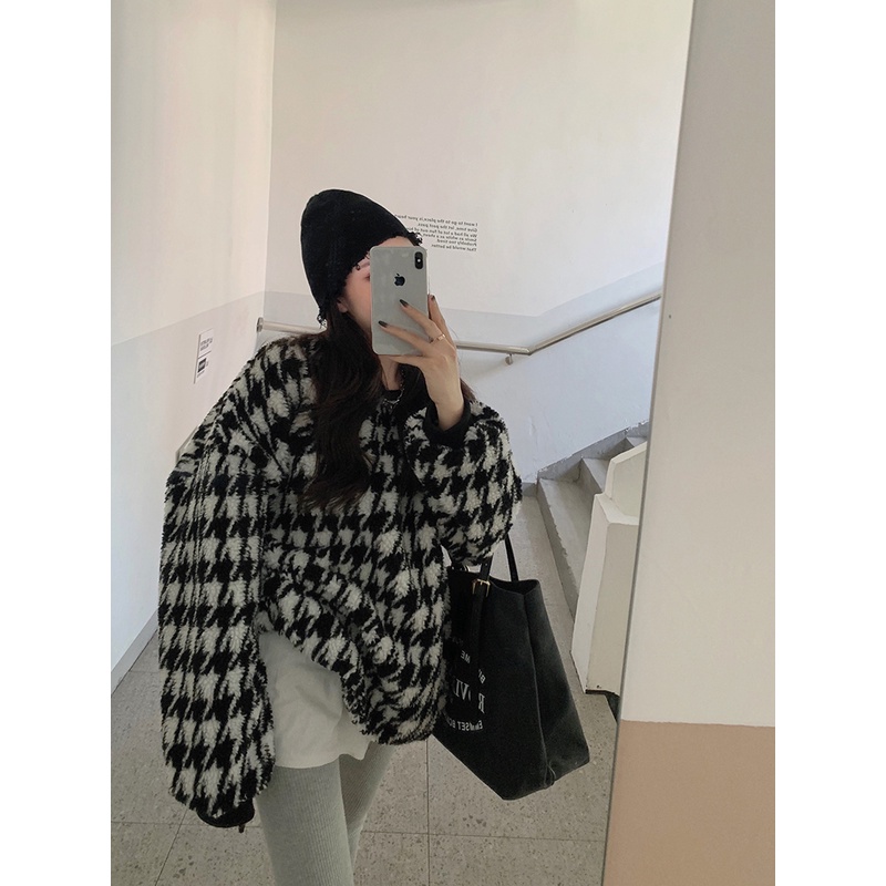 Áo khoác nữ tay dài họa tiết caro thời trang