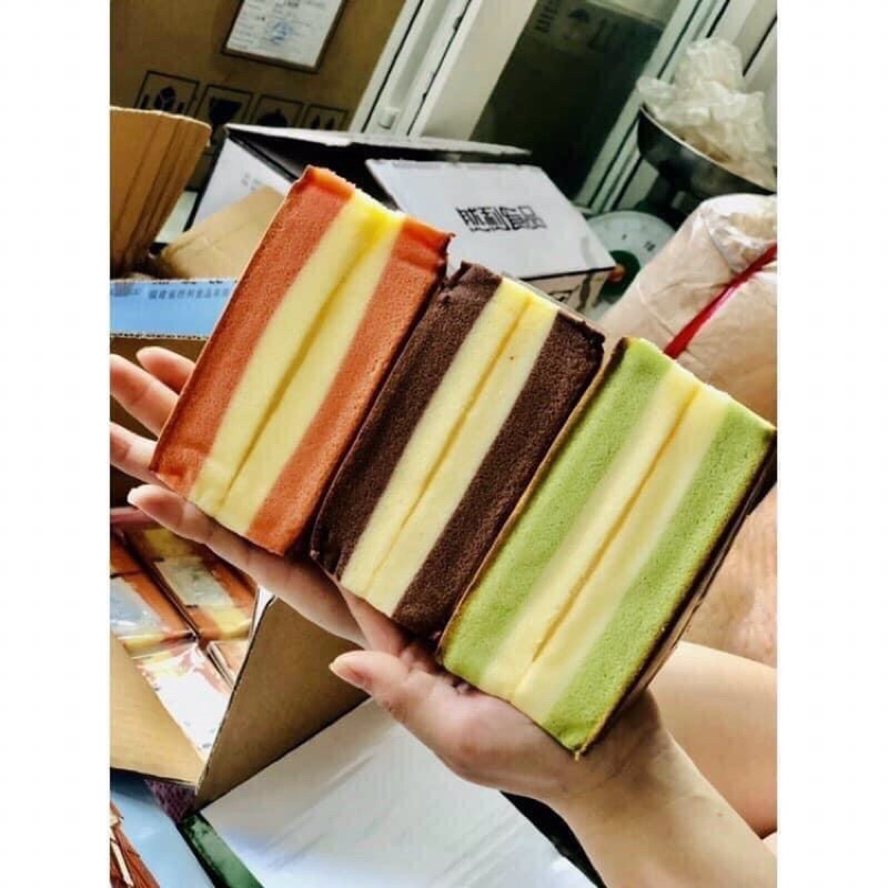 THÙNG 1KG BÁNH TAM GIÁC