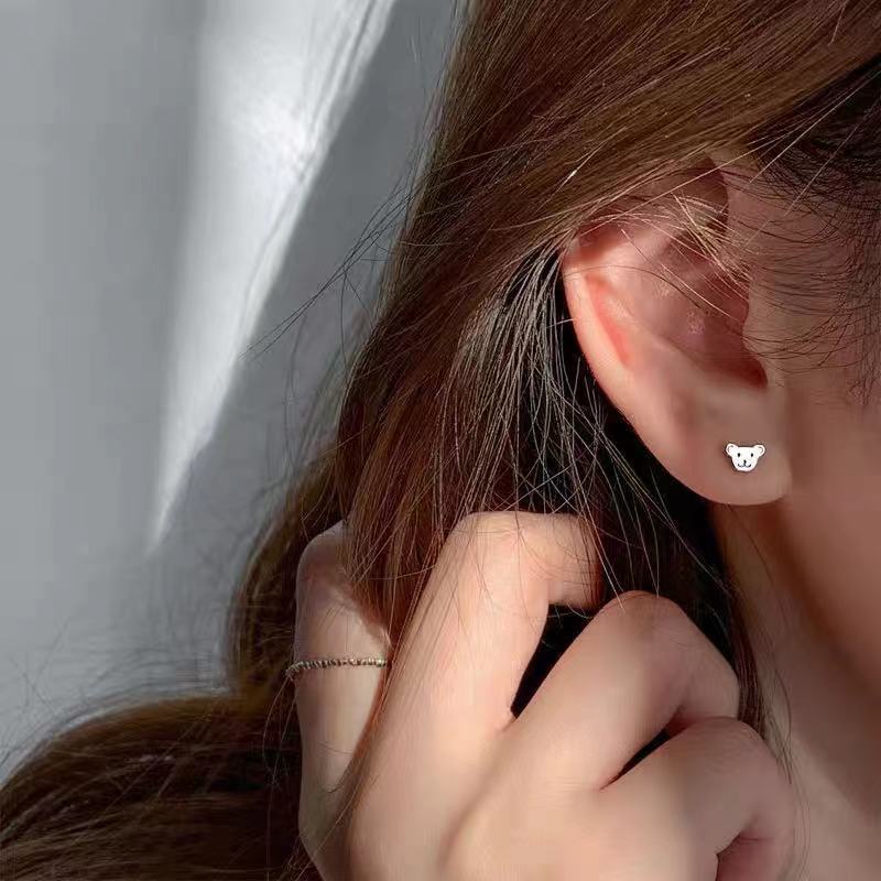 Bông tai hình gấu nhỏ xinh xắn thời trang cho nữ