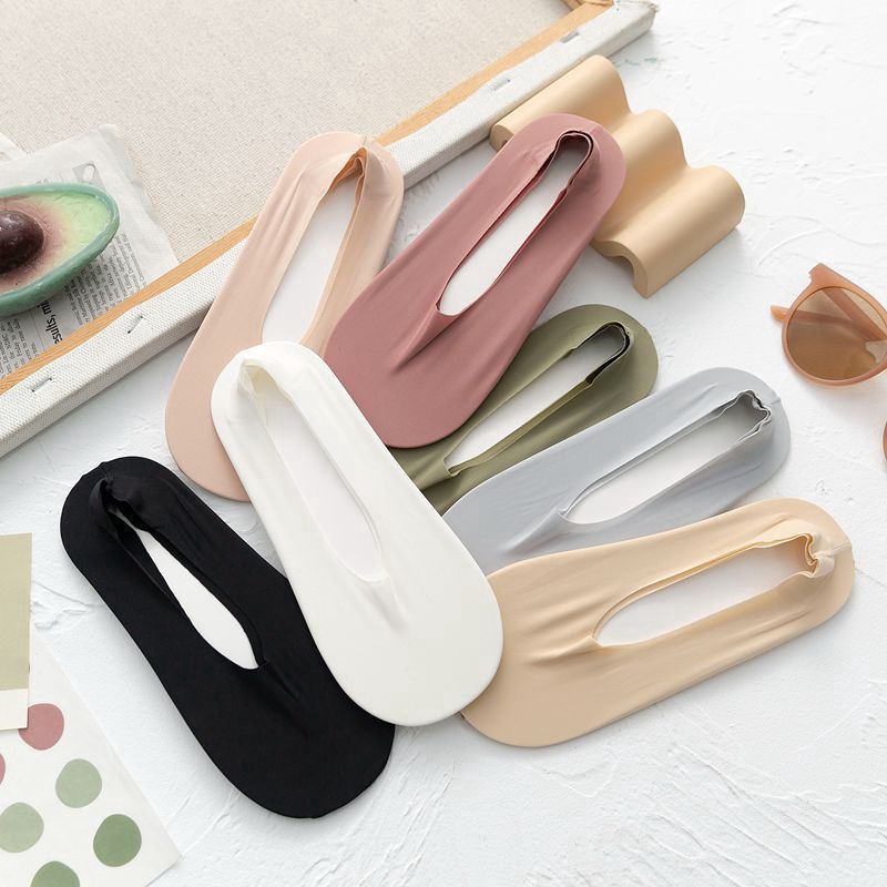 Đôi tất cổ thuyền màu trơn thời trang dành cho phái nữ