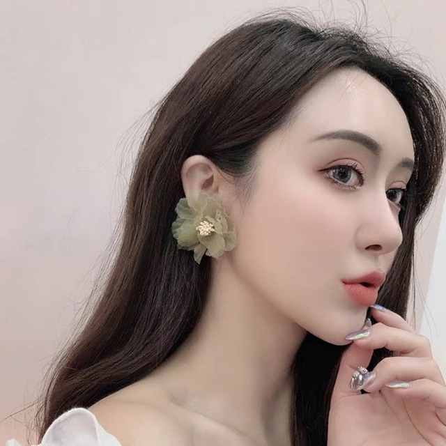 Phụ kiện thời trang nữ độc- lạ