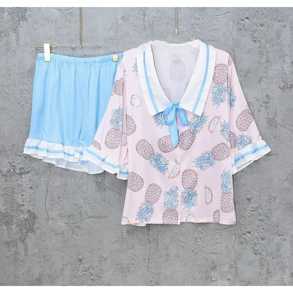 pijama đùi lụa tay loe tiểu thư in trái dứa