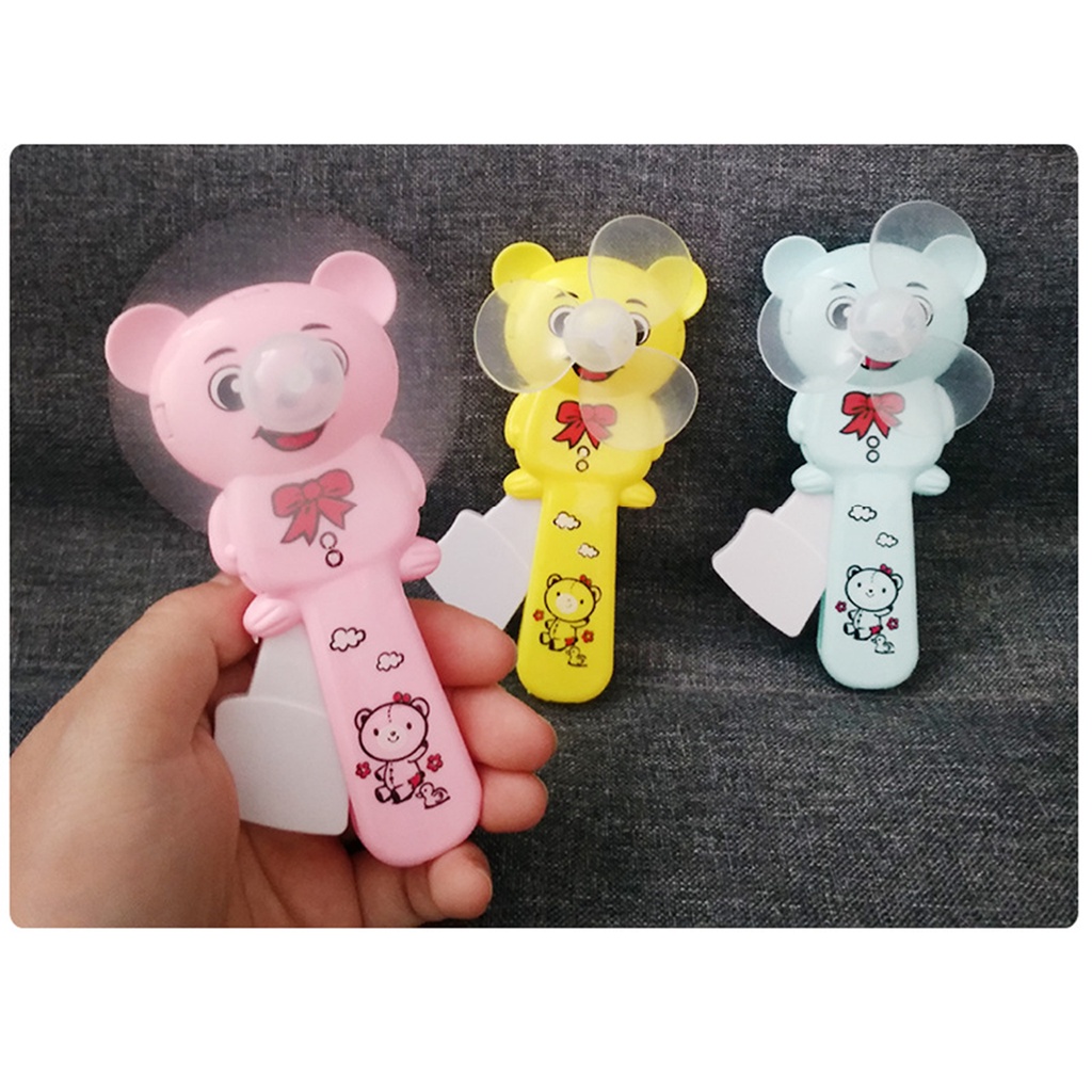 Quạt cầm tay mini bằng nhựa họa tiết hoạt hình bấm tay bấm dễ thương hình chú gấu an toàn cho trẻ em