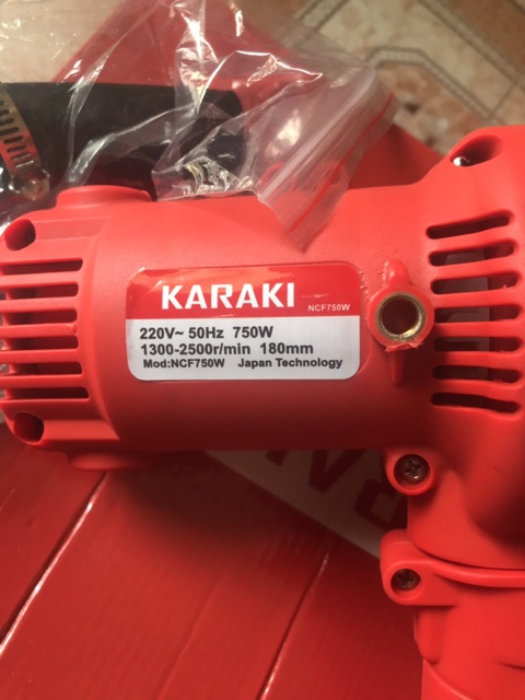 Máy xoa tường Karaki 750W