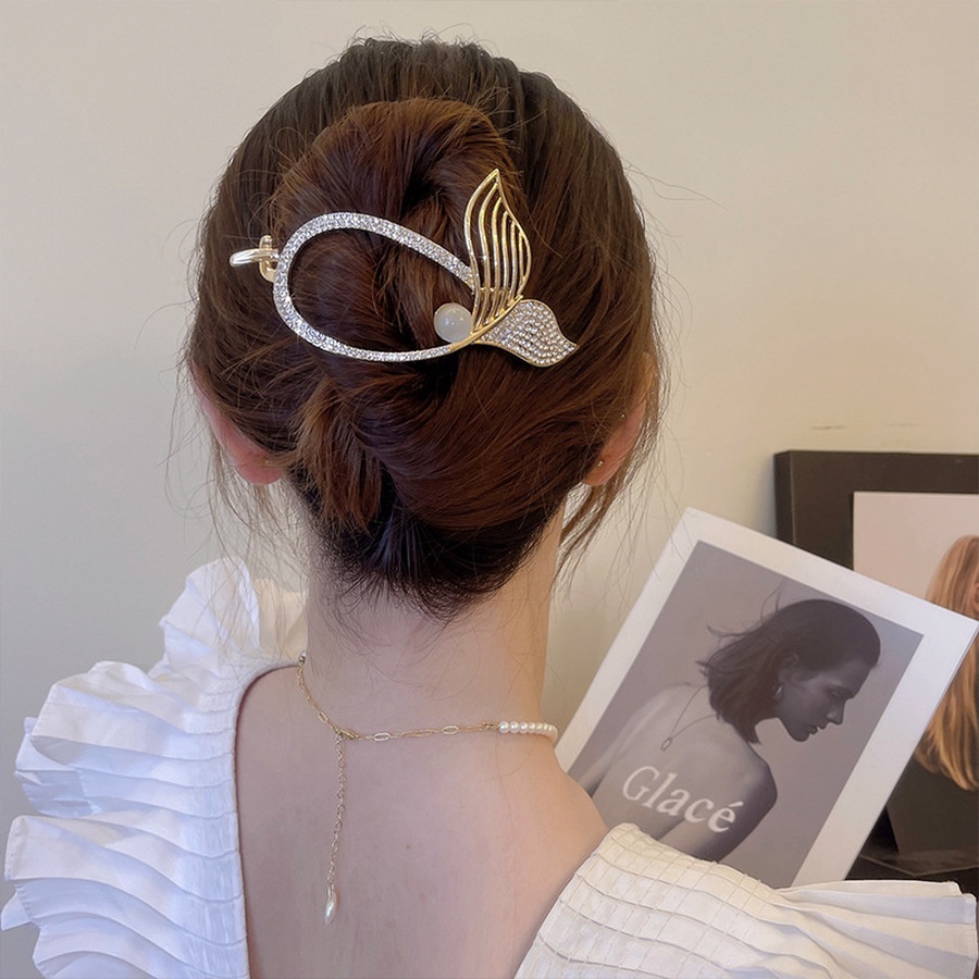 Kẹp Tóc Đuôi Cá Đính Ngọc Trai Thời Trang Cho Nữ
