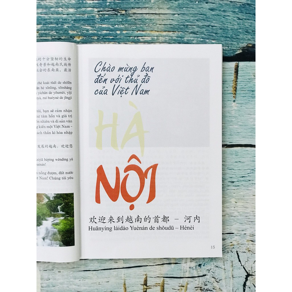 Sách - Du lịch Việt Nam Ẩm Thực và Cảnh Điểm song ngữ Trung - Việt có phiên âm phiên bản mới 2019 | BigBuy360 - bigbuy360.vn