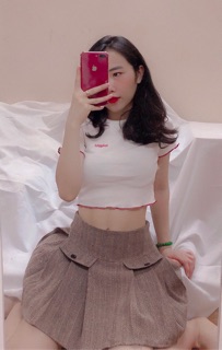 Áo Croptop Viền Đỏ ( chất liệu len co dãn )