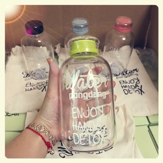 BÌNH THỦY TINH PONGDANG 500ML IN MÀU TẶNG TÚI CHỐNG SỐC VÀ TÚI VẢI | BigBuy360 - bigbuy360.vn