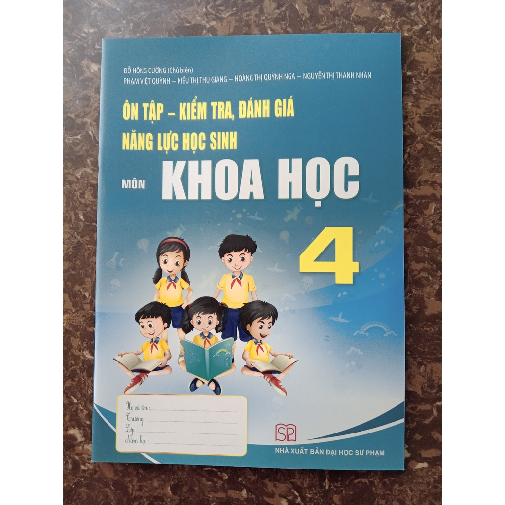Sách Ôn tập kiểm tra đánh giá năng lực học sinh môn Khoa học lớp 4