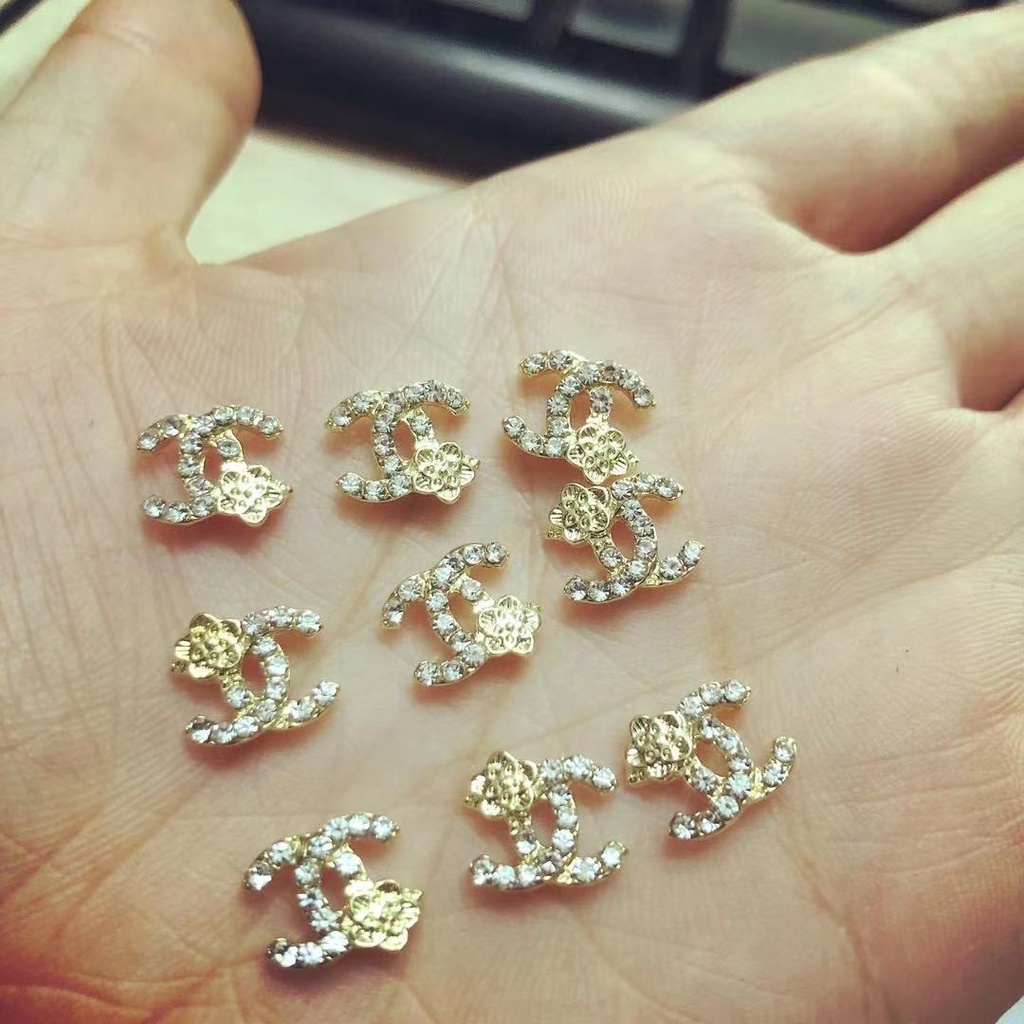 charm thương hiệu trang trí nail