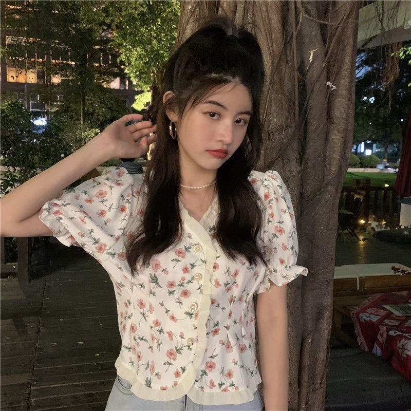 Áo Sơ Mi Ngắn Tay Phồng Cổ Chữ V In Họa Tiết Hoa Phong Cách Pháp Thời Trang Mùa Hè 2022 Cho Nữ