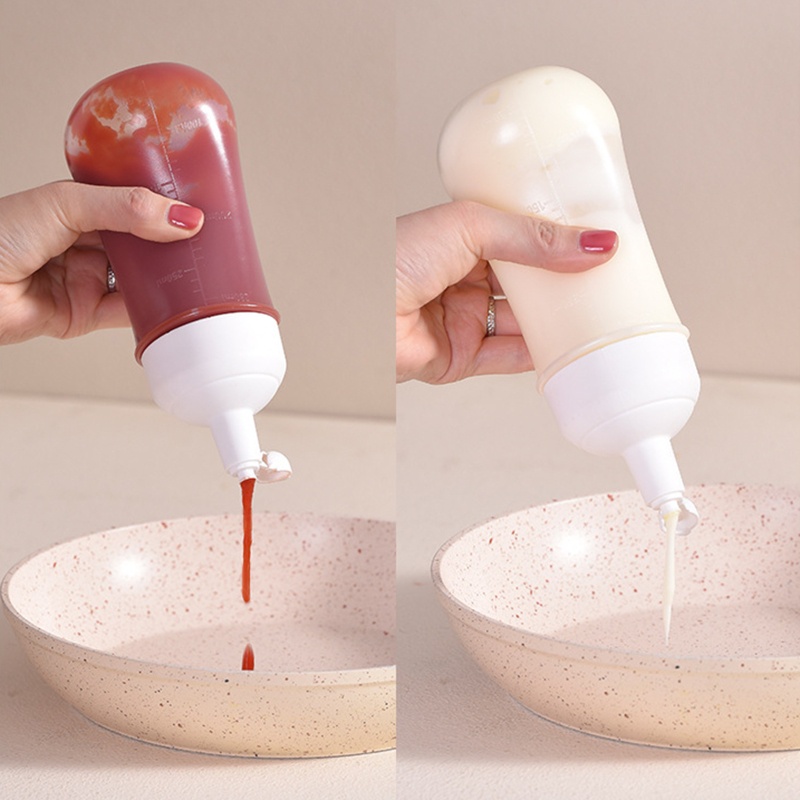 Chai Đựng Dầu Ăn / Nước Sốt Có Nắp Bằng Nhựa An Toàn Tiện Dụng