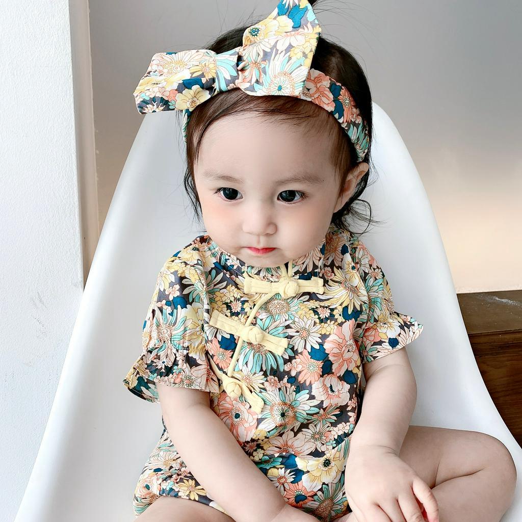 Áo liền quần tay ngắn hoạ tiết hoa thời trang dễ thương cho bé gái