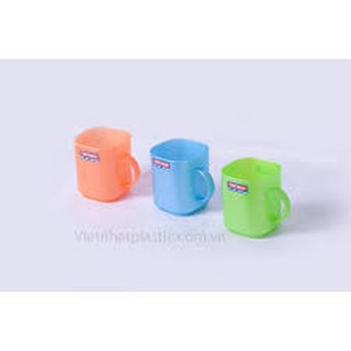 ca cốc uống nước có quai
