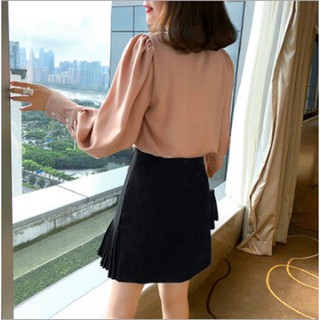 Áo sơ mi nữ cổ V tay bồng