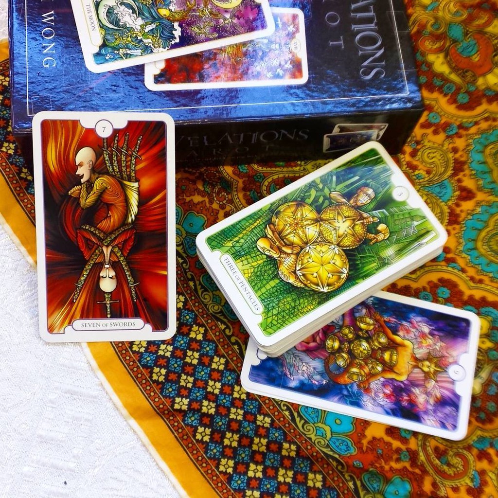 Bộ Bài Revelations Tarot (Mystic House Tarot Shop)