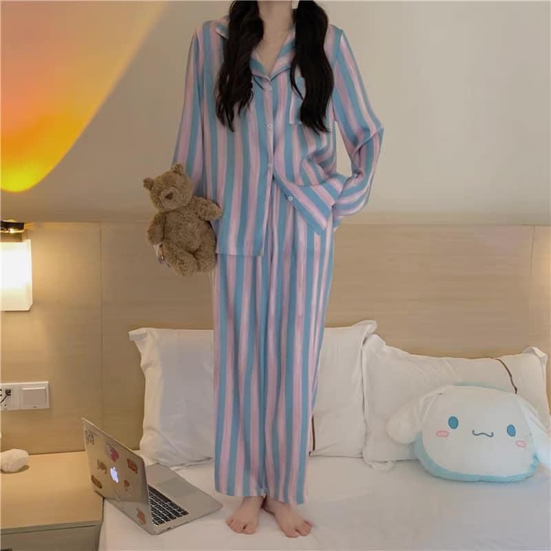 BỘ ĐỒ NGỦ MẶC NHÀ LỤA SATIN HOẠ TIẾT KẺ SỌC MÀU SẮC HOT 2021 | BigBuy360 - bigbuy360.vn