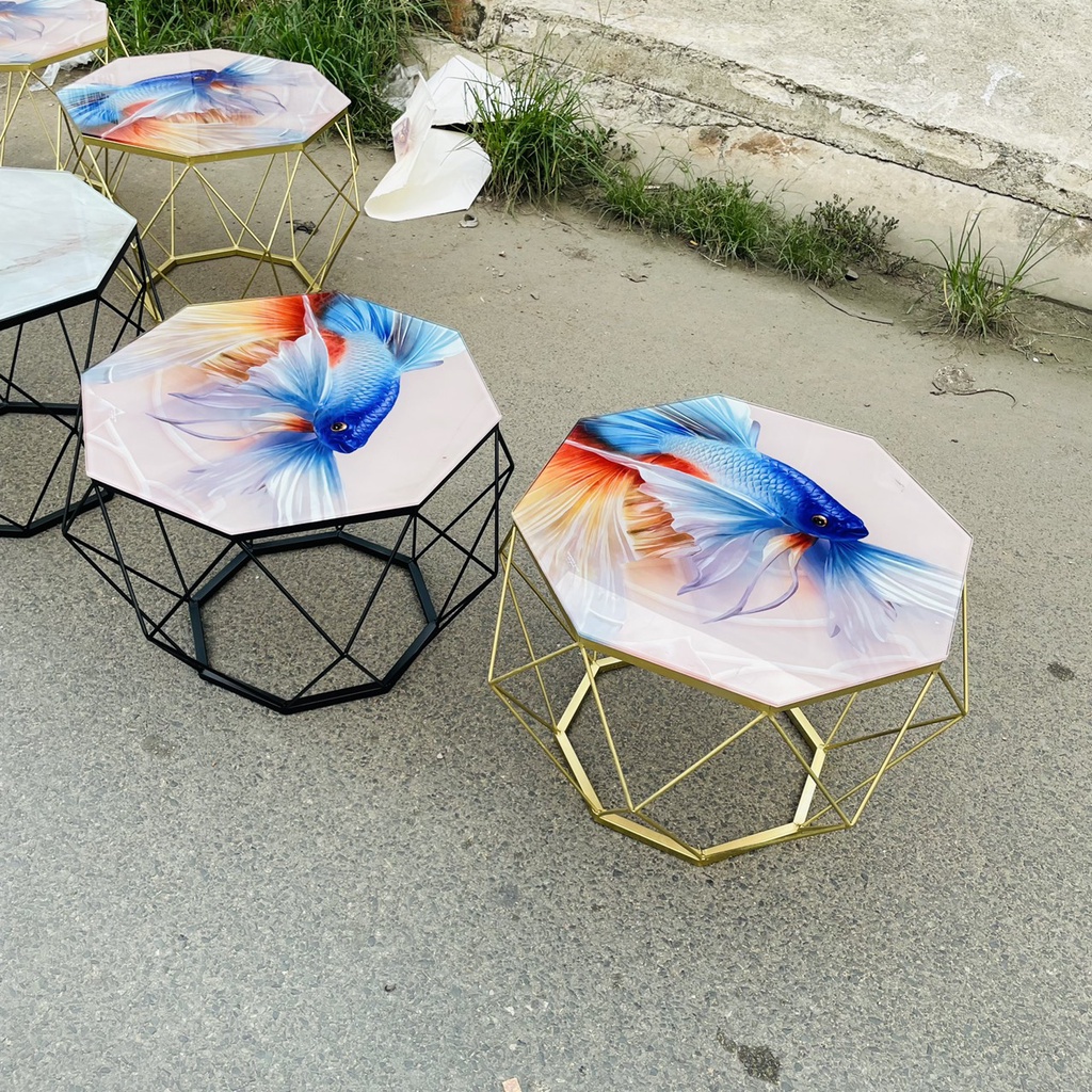 Bàn sofa, bàn trà kim cương , mặt kính cường lực, mẫu con cá vàng.