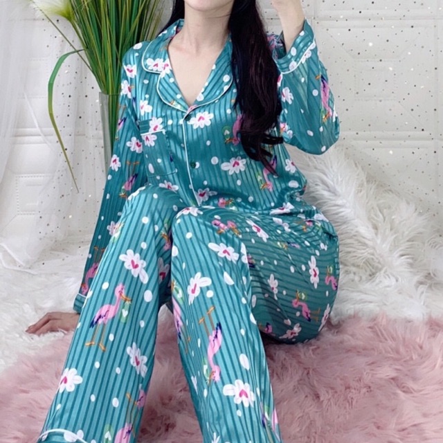 Đồ ngủ gấm