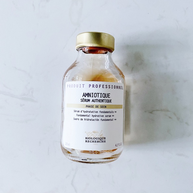 Serum Amniotique cung cấp nước ẩm, làm da căng mướt, tái sinh làn da