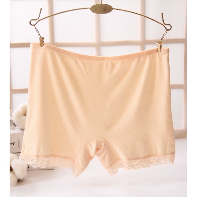 Quần Đùi Mặc Váy Cotton Chân Ren