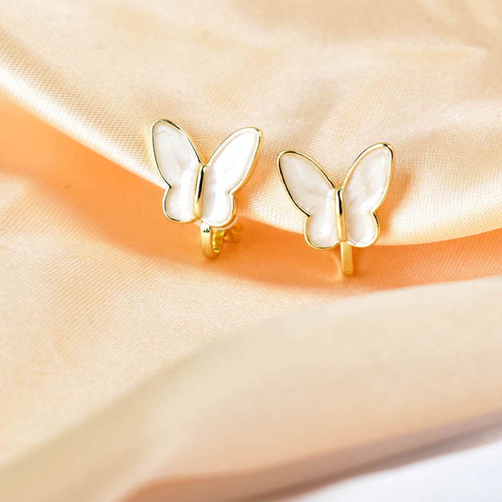 Khuyên Tai Kẹp Không Xỏ Lỗ Bằng Nhựa Resin Màu Vàng Đồng Hình Bướm Phong Cách Hàn Quốc Dễ Thương Phù Hợp Làm Quà Cho Bữa Tiệc