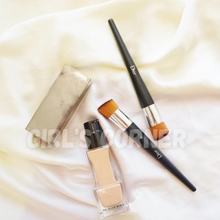 Cọ nền Dior Backstage Brushes Professional Finish Fluid Foundation Brush 12