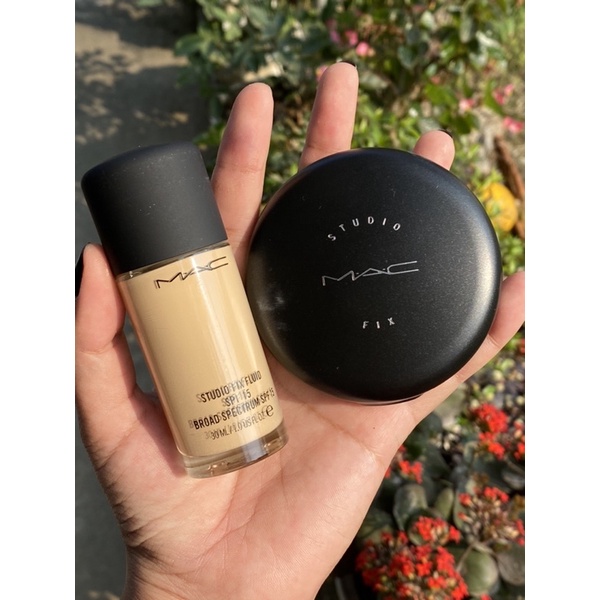 Phấn phủ MAC Studio Fix Powder Plus Foundation