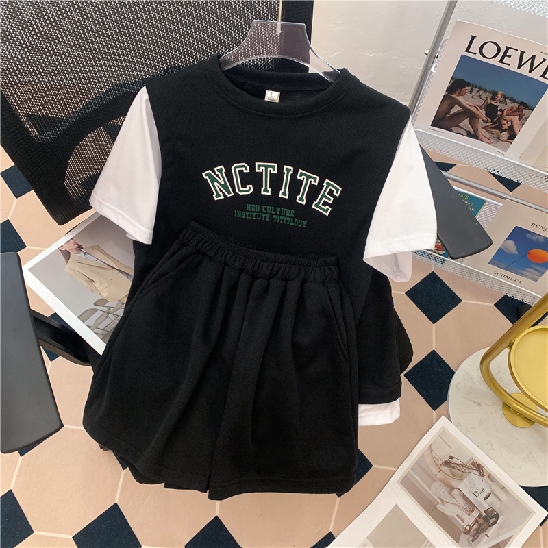 Set trang phục SUXI áo thun tay ngắn giả hai lớp và quần đùi lưng cao phong cách thể thao năng động dành cho nữ