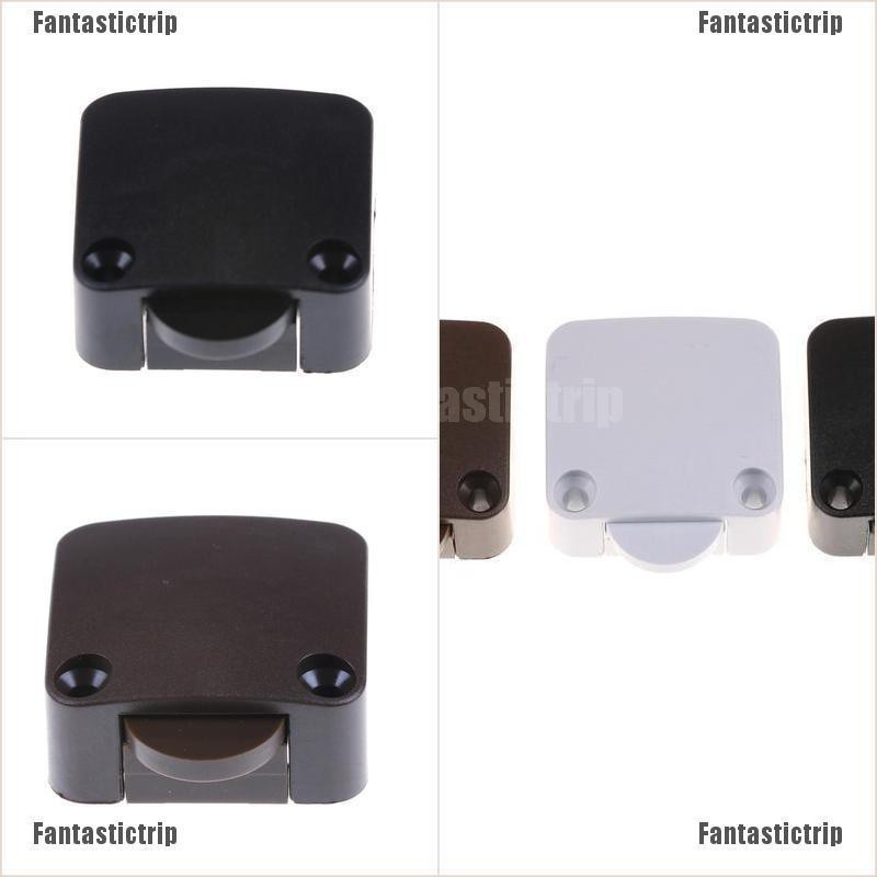 Công Tắc Đèn 2A Tự Động Xoay Khi Mở Và Gắn Tủ Quần Áo