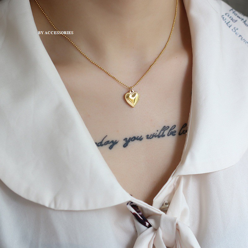 Dây chuyền titan trái tim viền bi cổ điển không gỉ