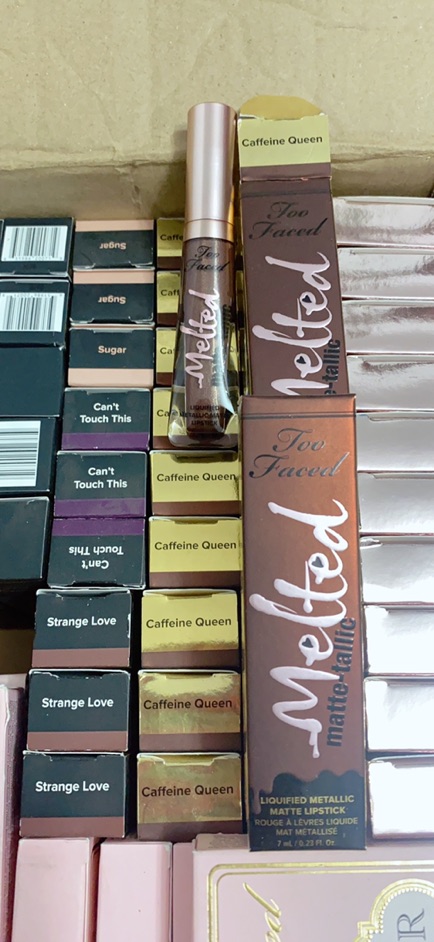 Lô 90 son môi phấn mắt Too Faced