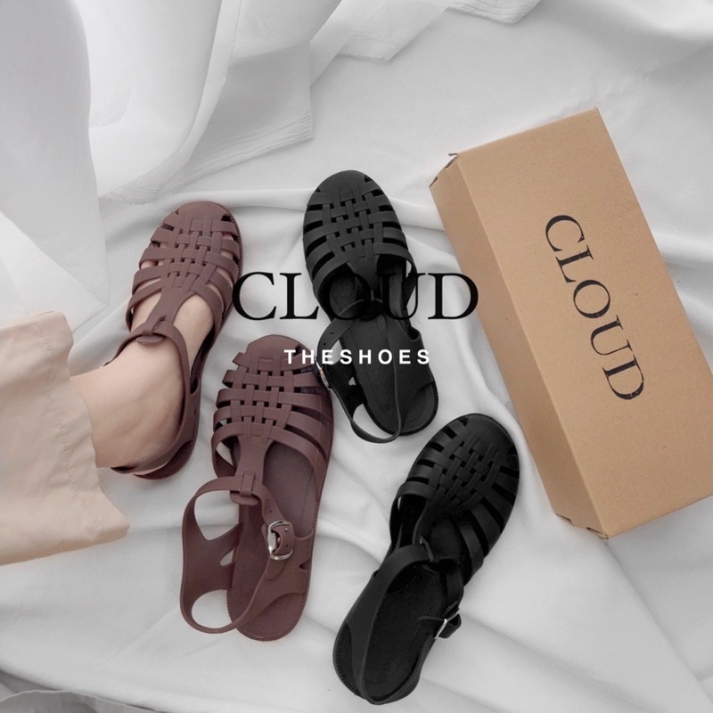 Giày Sandal rọ bệt nhựa dẻo mềm che mũi tròn khóa cài – Cloud The Shoes