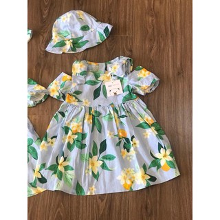 Set váy hoa kèm mũ mine cho bé yêu
