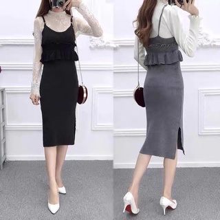 Váy len dài thắt eo xoè giữa hai dây