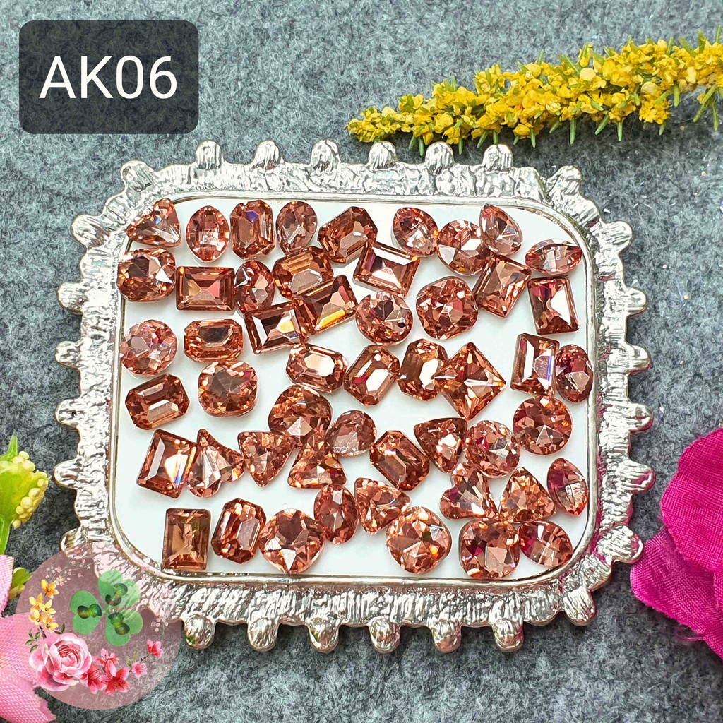 Mix size 8mm - Màu AK06 màu đào. Đá khối chân nhọn size nhỏ siêu bắt sáng, đính dán móng.