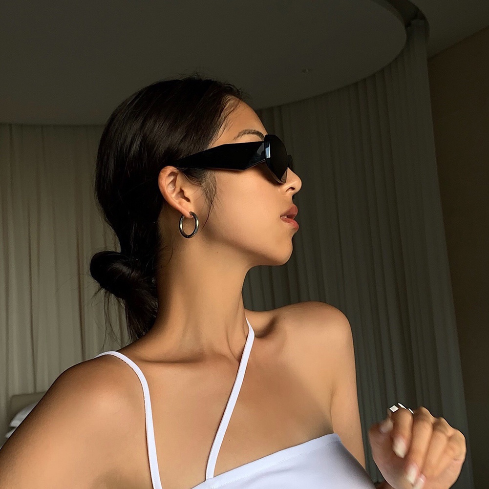 Kính Mát Mắt Mèo Gọng Nhỏ Phong Cách Cổ Điển Dành Cho Nữ