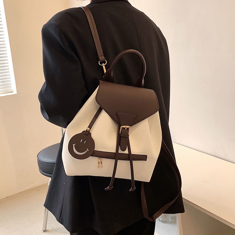 Balo kiểu dáng thời trang sành điệu cho nữ IELGY