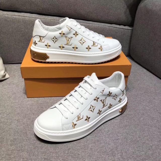 Giầy Nam sneaker LuiVui xịn sò da thuê hoa 2019 ( Tặng lọ lau Giầy)