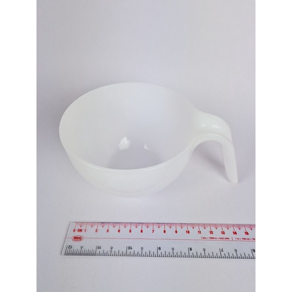 Ca nhựa dùng pha trộn màu kem tươi, kem bơ 12cm màu ngẫu nhiên