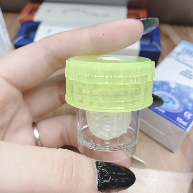 Cốc rửa lens