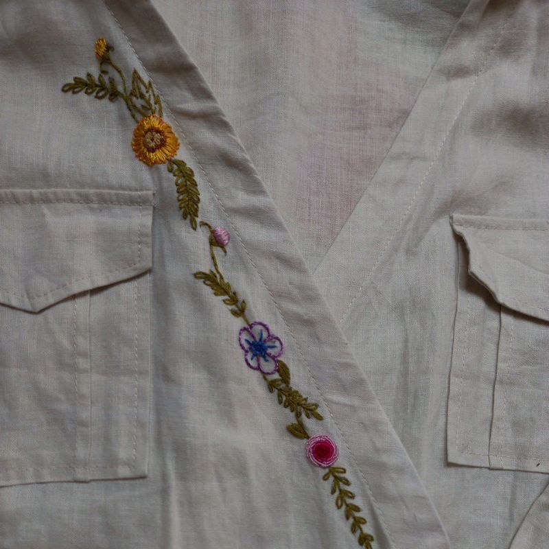 Váy linen thêu