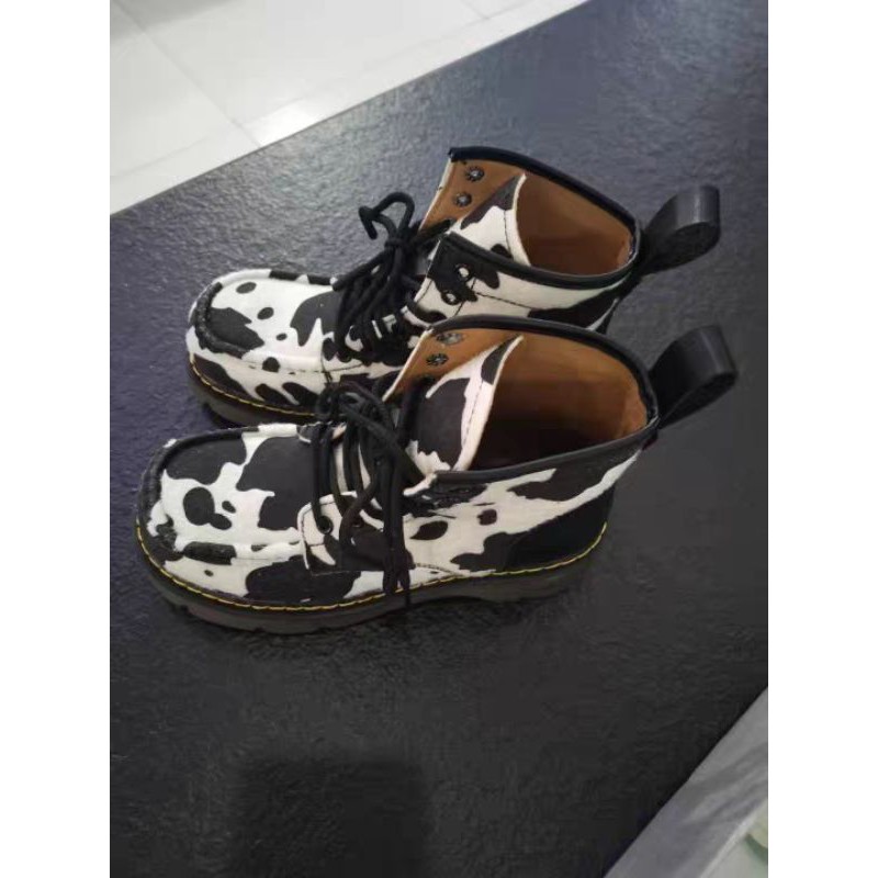 (SẴN) Boots ulzzang họa tiết bò sữa B78 | BigBuy360 - bigbuy360.vn